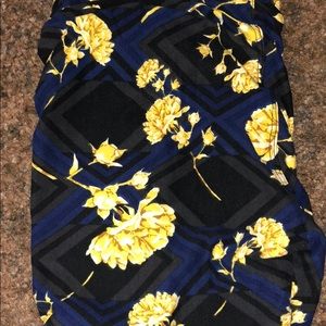 Lularoe leggings. Never worn.